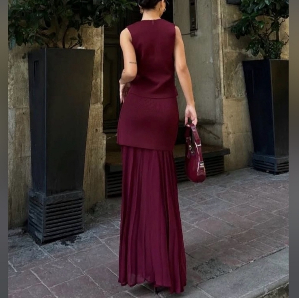 NWT ZARA MIXED PLEATED KNIT Elegant Burgundy Maxi SKIRT BLOGGERS FAV - Picture 3 of 15
